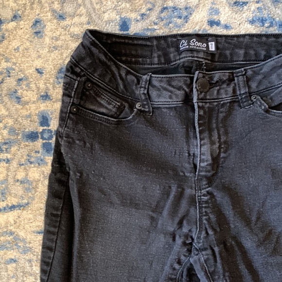 Black Skinny Jeans - Picture 2 of 8